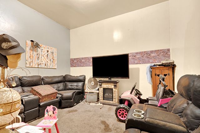 1935 S Christiana Avenue, Chicago, IL 60623