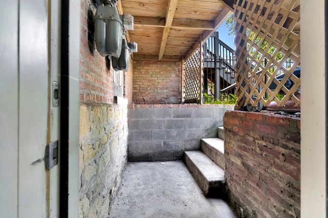 1935 S Christiana Avenue, Chicago, IL 60623