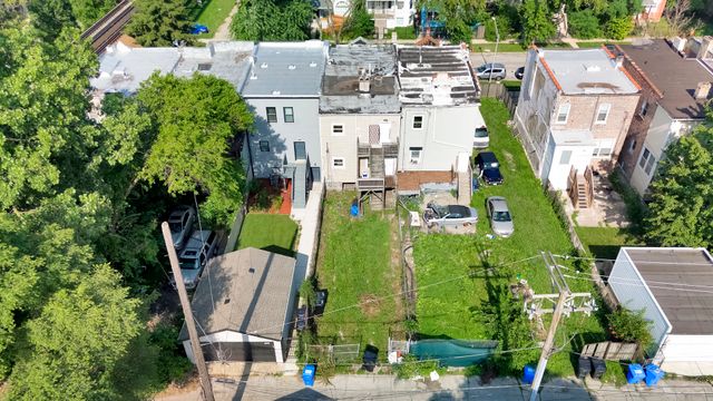1935 S Christiana Avenue, Chicago, IL 60623