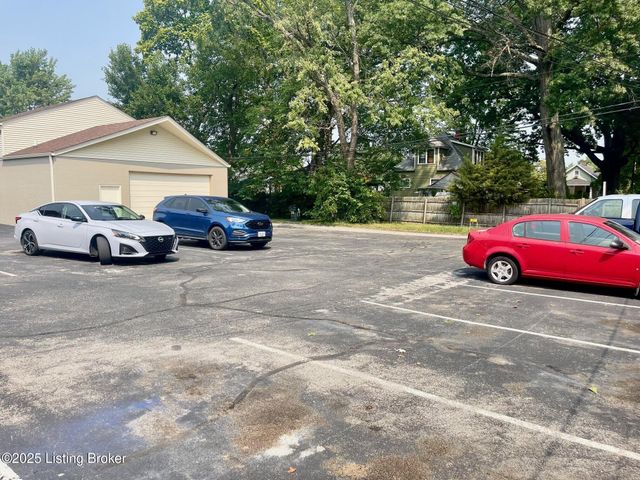 1922 Silver St, 2, New Albany, IN 47150