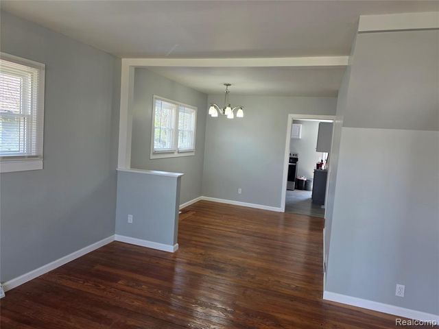1236 Decamp Street, Burton, MI 48529