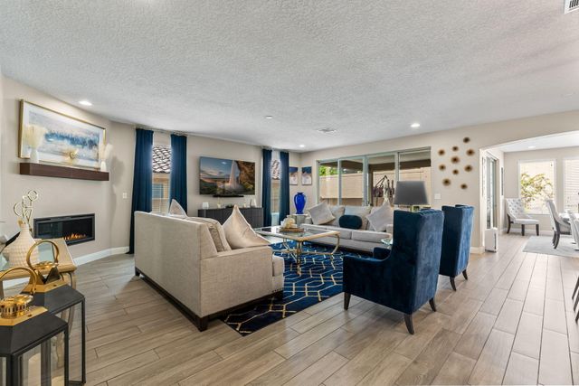2745 Kings Canyon Loop NE, Rio Rancho, NM 87144