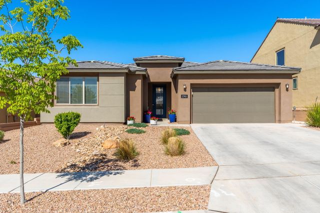2745 Kings Canyon Loop NE, Rio Rancho, NM 87144