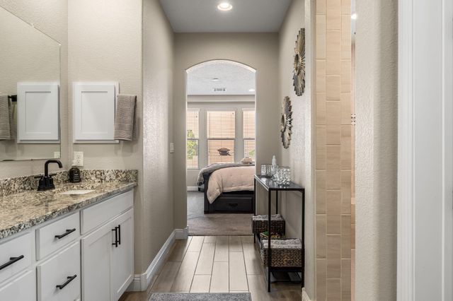 2745 Kings Canyon Loop NE, Rio Rancho, NM 87144
