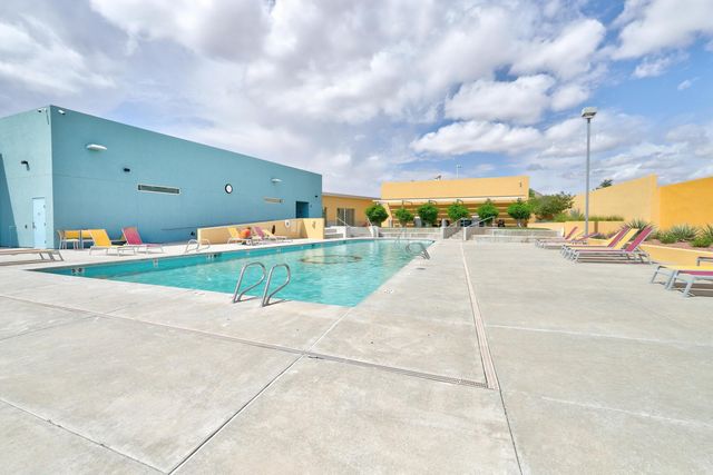 2745 Kings Canyon Loop NE, Rio Rancho, NM 87144