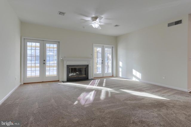 24 GLASGOW CT, Hershey, PA 17033