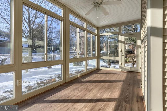 24 GLASGOW CT, Hershey, PA 17033