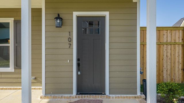 107 Legacy Way, Cabot, AR 72176