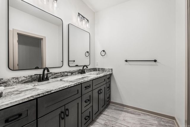 107 Legacy Way, Cabot, AR 72176