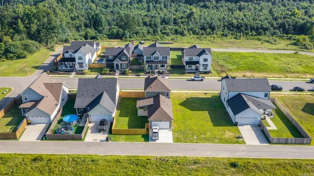 107 Legacy Way, Cabot, AR 72176