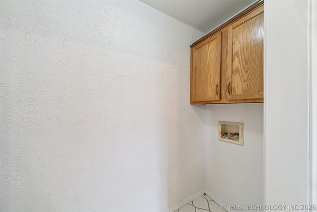 6103 S 28th West Avenue, Tulsa, OK 74132