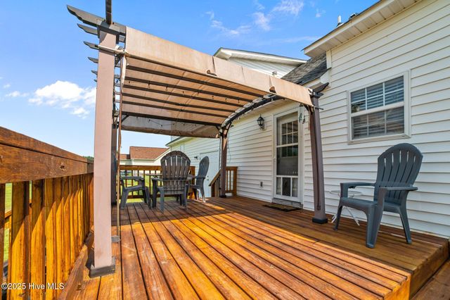 2824 Preston Lane, Grimesland, NC 27837