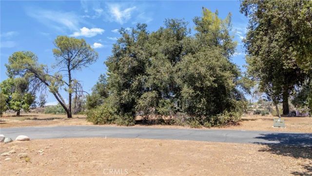61 Redwood, Calimesa, CA 92320