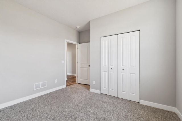 17413 Dulles Lane, Lakeville, MN 55044