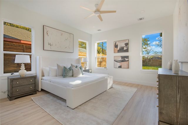 3902 Furey Street, Dallas, TX 75212