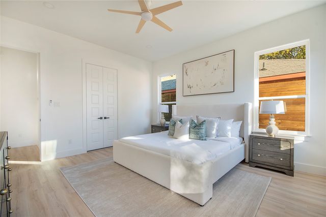 3902 Furey Street, Dallas, TX 75212