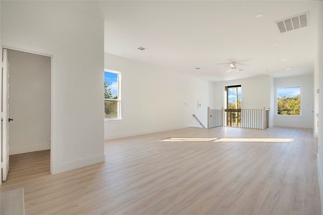 3902 Furey Street, Dallas, TX 75212