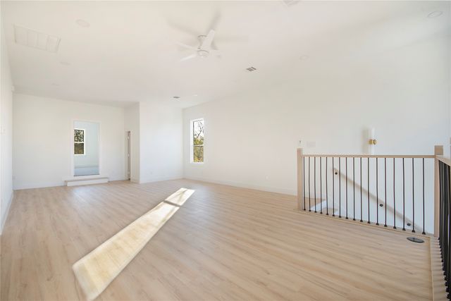 3902 Furey Street, Dallas, TX 75212