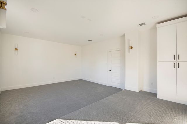 3902 Furey Street, Dallas, TX 75212