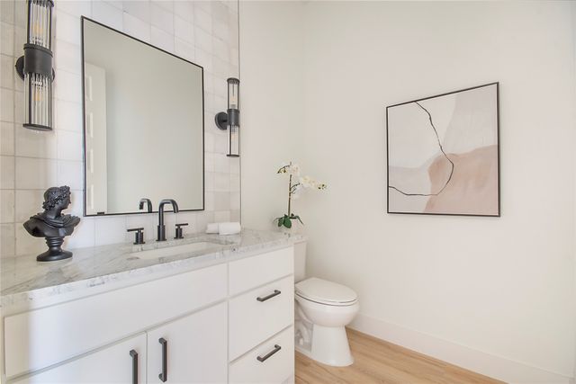 3902 Furey Street, Dallas, TX 75212