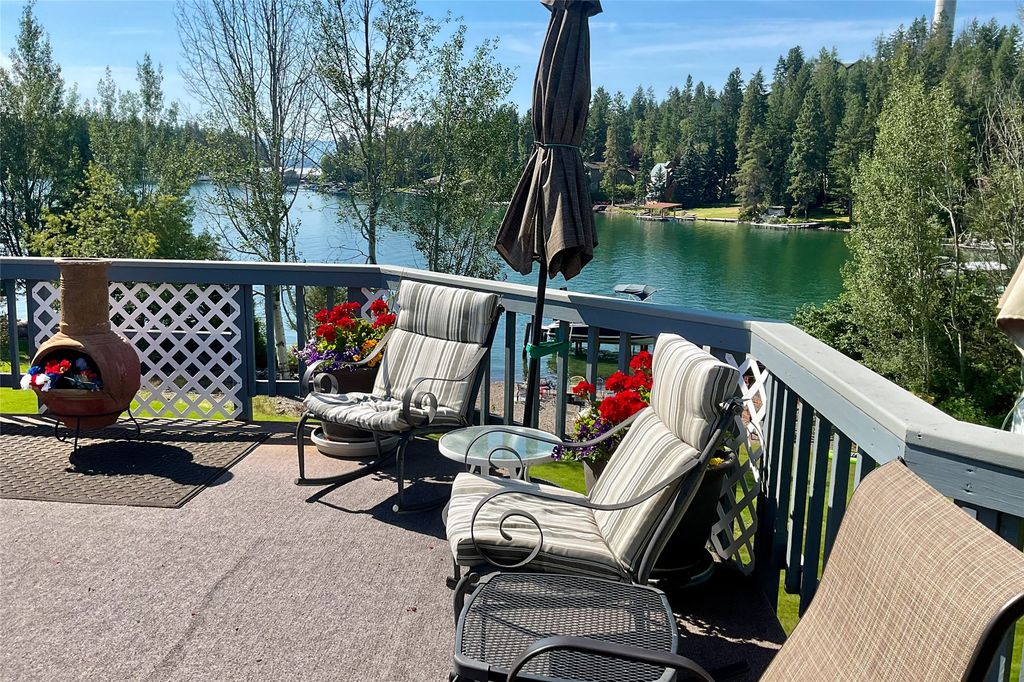 205 Lakeshore Drive, Lakeside, MT 59922