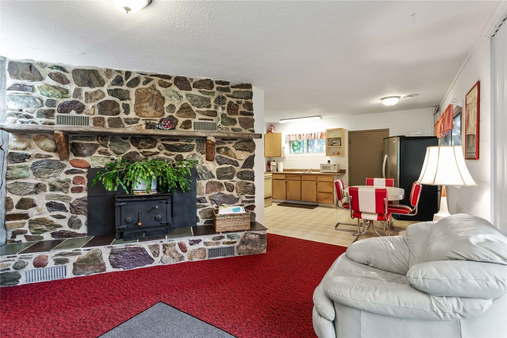 205 Lakeshore Drive, Lakeside, MT 59922 photo 37