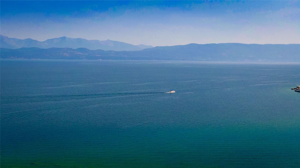 205 Lakeshore Drive, Lakeside, MT 59922 photo 4