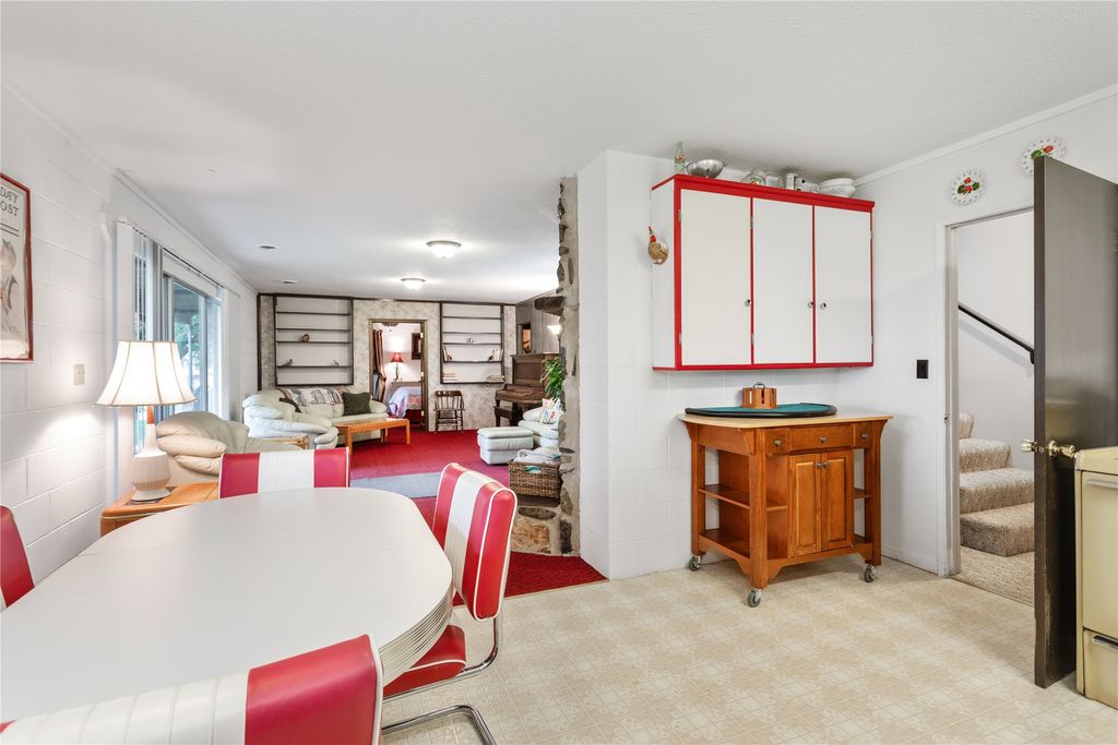 205 Lakeshore Drive, Lakeside, MT 59922 photo 41