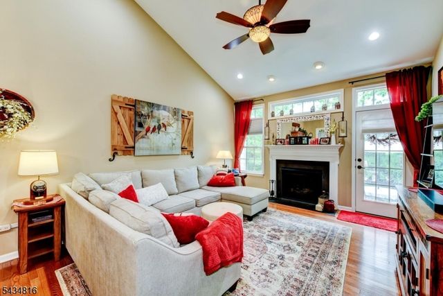 32 Weber Ave, Hillsborough Twp., NJ 08844
