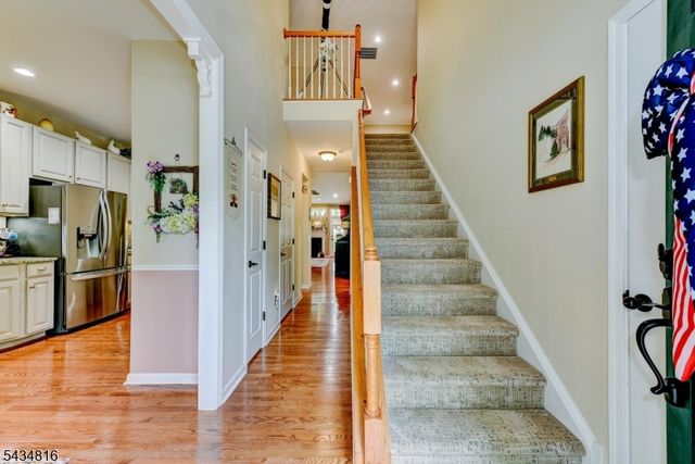 32 Weber Ave, Hillsborough Twp., NJ 08844