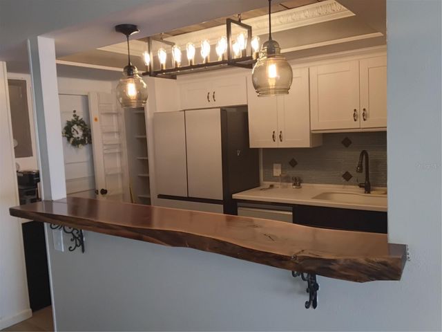 7100 SUNSHINE SKYWAY LANE S 705, St Petersburg, FL 33711