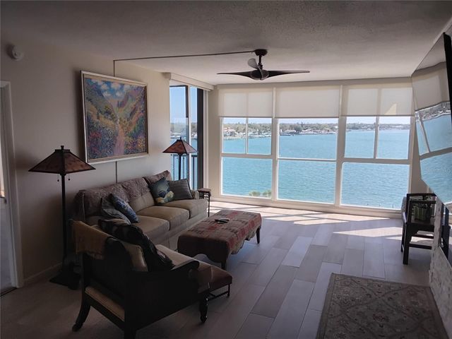 7100 SUNSHINE SKYWAY LANE S 705, St Petersburg, FL 33711