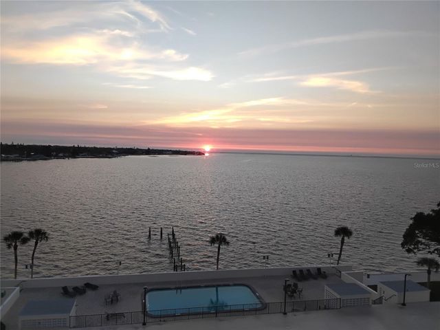 7100 SUNSHINE SKYWAY LANE S 705, St Petersburg, FL 33711