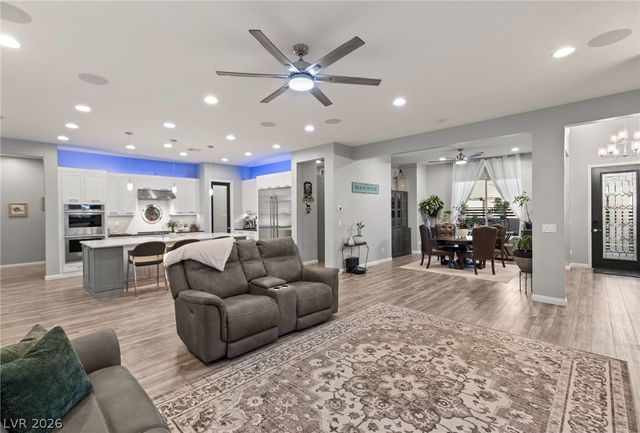 5865 Alice Landing Court, Las Vegas, NV 89149