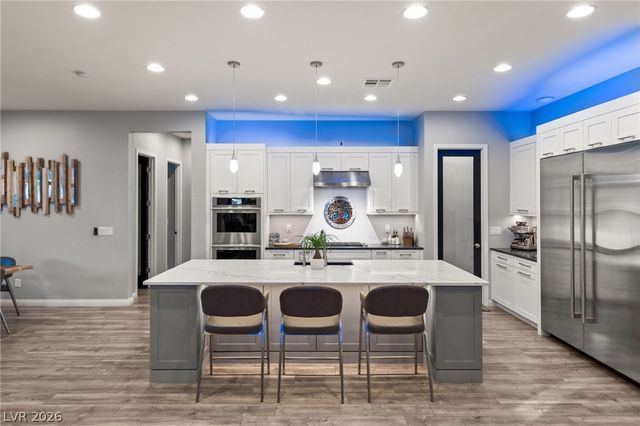 5865 Alice Landing Court, Las Vegas, NV 89149