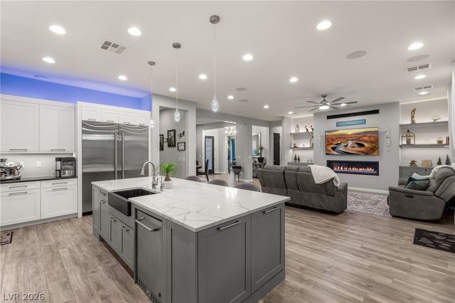 5865 Alice Landing Court, Las Vegas, NV 89149