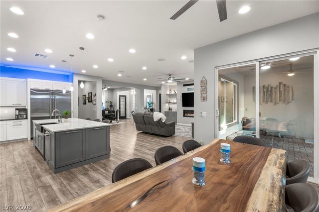 5865 Alice Landing Court, Las Vegas, NV 89149