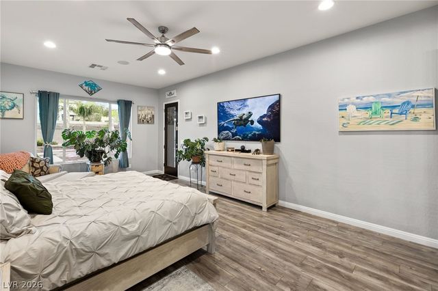 5865 Alice Landing Court, Las Vegas, NV 89149