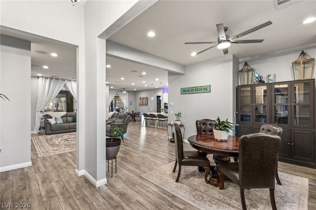 5865 Alice Landing Court, Las Vegas, NV 89149