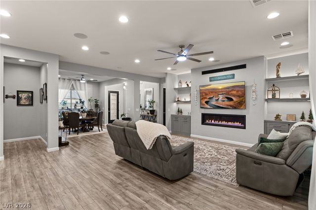 5865 Alice Landing Court, Las Vegas, NV 89149