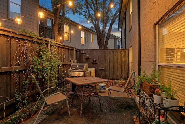 7736 Meadow Road 102, Dallas, TX 75230