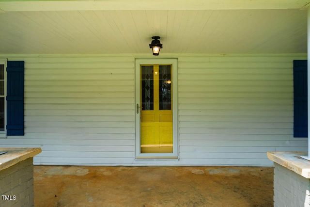 6512 Nc 86 N, Hillsborough, NC 27278