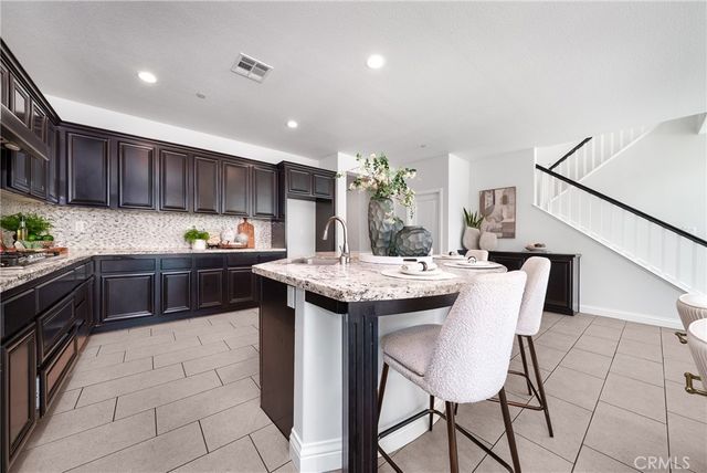5080 S Oxford Ln., Ontario, CA 91762