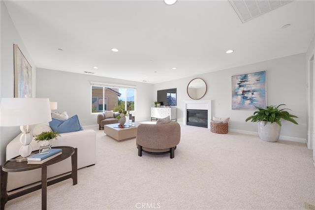 5080 S Oxford Ln., Ontario, CA 91762