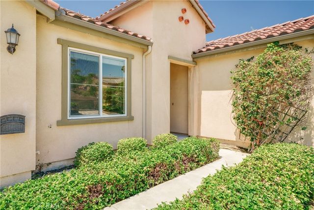 5080 S Oxford Ln., Ontario, CA 91762
