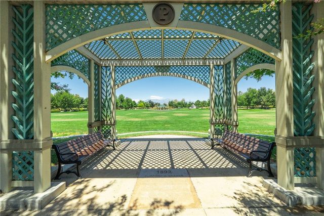 5080 S Oxford Ln., Ontario, CA 91762