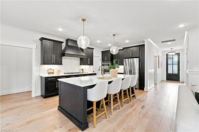 1347 Maple Chase Lane, Winston-salem, NC 27106