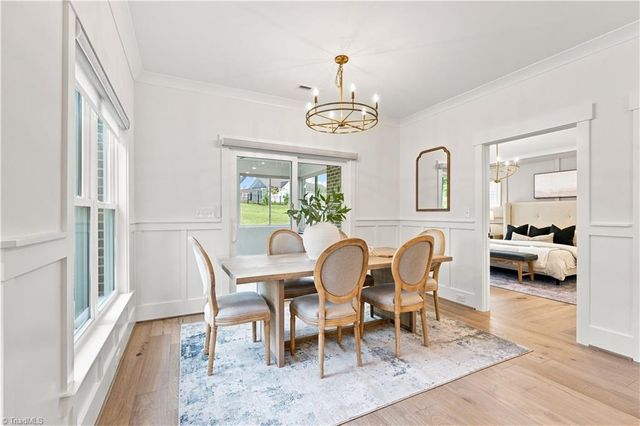 1347 Maple Chase Lane, Winston-salem, NC 27106