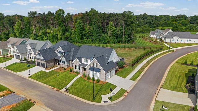 1347 Maple Chase Lane, Winston-salem, NC 27106