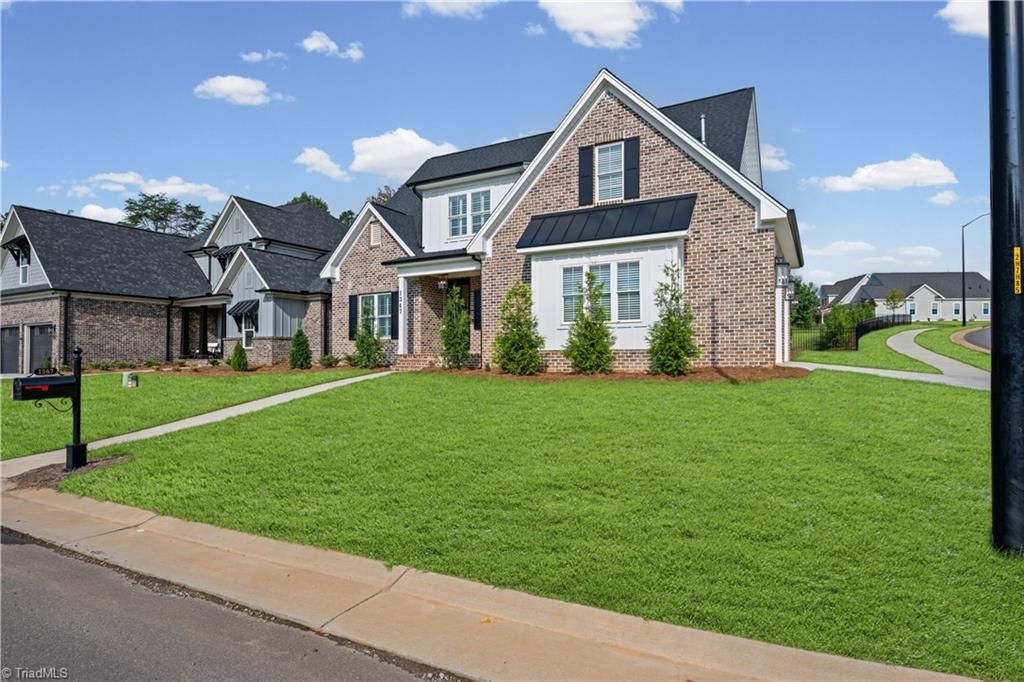 1347 Maple Chase Lane, Winston-salem, NC 27106